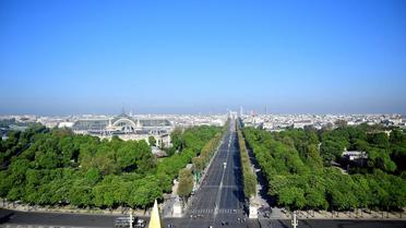 Pas moins de 27 hectares de jardins se trouvent dans la partie basse des Champs-Elysées.
