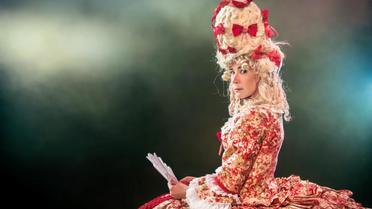 Virginie Hocq revisite le passé dans la peau de Marie-Antoinette