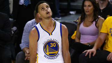 Stephen Curry et Golden State restaient sur 28 victoires consécutives en saison régulière.