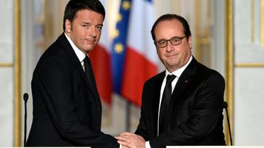 Matteo Renzi et François Hollande à l'Elysée le 26 novembre 2015 [MIGUEL MEDINA / AFP]