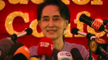 L'opposante birmane Aung San Suu Kyi, le 5 novembre 2015 à Rangoun [ROMEO GACAD / AFP]