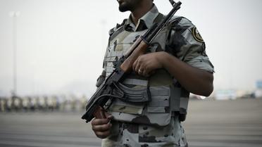 Des agents de sécurité ont eu l'attention attirée par un homme qui se trouvait près du parking, et lorsqu'ils se sont approchés "il s'est fait exploser", a indiqué le ministère saoudien de l'Intérieur [MOHAMMED AL-SHAIKH / AFP/Archives]