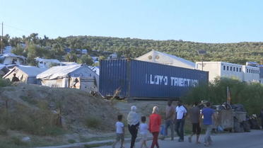 Migrants : le camp de Moria à Lesbos saturé