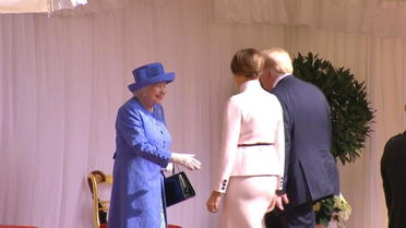 Donald Trump prend le thé avec la reine Elizabeth II