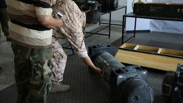Photo prise le 29 juin 2019 d'un missile Javelin trouvé à Gharyan, dans l'ouest de la Libye [- / AFP/Archives]