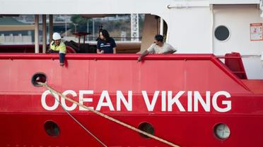 Le bateau humanitaire de SOS Méditerranée et Médecins sans Frontières, l'Ocean Viking, dans le port de Marseille, le 4 août 2019 [CLEMENT MAHOUDEAU / AFP]