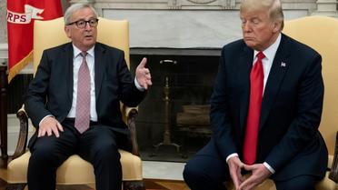 Le président américain Donald Trump avec le président de la Commission européenne Jean-Claude Juncker à la Maison Blanche à Washington, le 25 juillet 2018 [SAUL LOEB / AFP]