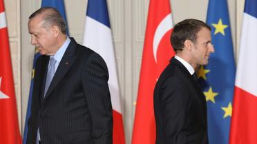 Les présidents turc Recep Tayyip Erdogan (G) et français Emmanuel Macron lors d'une conférence de presse conjointe à l'Elysée, le 5 janvier 2018 à Paris  [LUDOVIC MARIN / POOL/AFP/Archives]