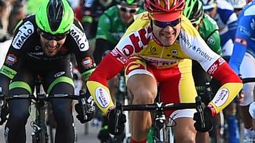 Le coureur cycliste belge Antoine Demoitié (Wallonie Bruxelles) (d) lors du Grand Prix La Marseillaise, le 1er février 2015 à Marseille [ANNE-CHRISTINE POUJOULAT / AFP/Archives]