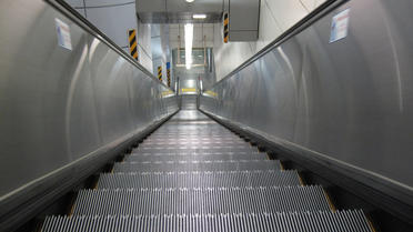 Un Japonais ivre a emprunté un escalator londonien en sens inverse pendant plusieurs minutes