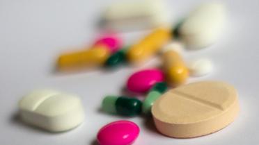 Divers médicaments sous forme de gélules ou de comprimés [Loic Venance / AFP/Archives]