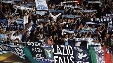 Des supporteurs de la Lazio, lors du match contre Nice, le 19 octobre 2017 à Nice [VALERY HACHE / AFP/Archives]