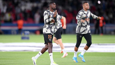 Ousmane Dembélé et Kylian Mbappé mèneront l’attaque du PSG face à Barcelone.