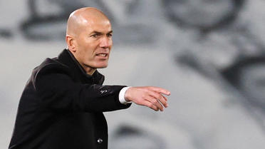 Zinedine Zidane devrait remplacer Mauricio Pochettino sur le banc du PSG.