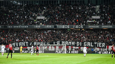 La banderole avait été déployée lors du match entre Nice et le PSG.