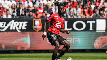 Rennes attend une offre de 35 millions d’euros pour Eduardo Camavinga.
