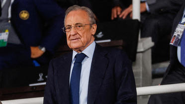 Florentino Pérez a été interpellé par un supporter du Real Madrid en marge de la demi-finale de la Supercoupe d’Espagne.
