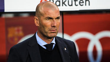 Zinedine Zidane est annoncé depuis plusieurs semaines du côté de Manchester United à la place de José Mourinho.