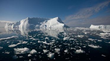 Cette fonte des glaces du Groenland aurait provoqué une hausse du niveau de la mer de l'ordre de 0,75 millimètre par an. 