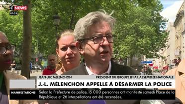 Violences policières : Jean-Luc Mélenchon souhaite une police moins armée