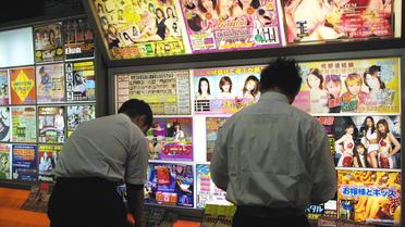Les travailleurs du sexe au Japon pourront accéder à l’aide du programme de secours économique du gouvernement. 