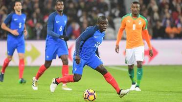 N’Golo Kanté a l’occasion de récupérer sa place perdue pendant l’Euro 2016.
