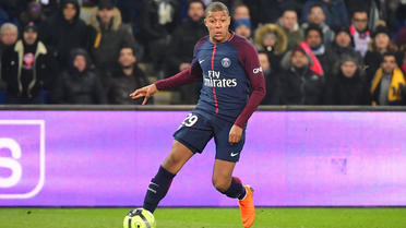 Quatre jours après leur élimination en Ligue des champions, Kylian Mbappé et les Parisiens reçoivent Metz lors de cette 29e journée de Ligue 1.