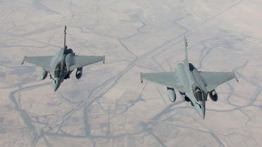 Deux avions de combat Rafale de l’armée de l’Air. 