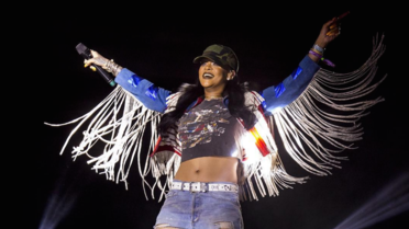 Coachella 2016, Rihanna débarque sur scène pour le bouquet final du set de Calvin Harris