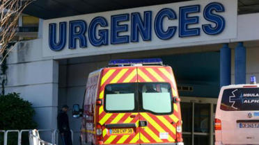 L'entrée des Urgences du CHU de Grenoble, le 5 janvier 2014 [Jean-Pierre Clatot / AFP]