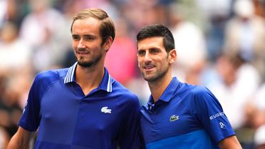 Après les finales de l'Open d'Australie et de l'US Open, Daniil Medvedev et Novak Djokovic se retrouvent en finale du Rolex Paris Masters.