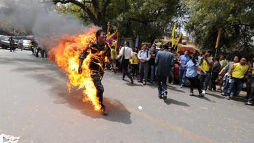 Un Tibétain s'immole par le feu à New Delhi