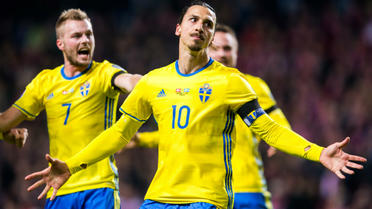 Déjà buteur à l'aller, Zlatan Ibrahimovic a inscrit un doublé, mardi soir, face au Danemark en barrages retour à l'Euro 2016.