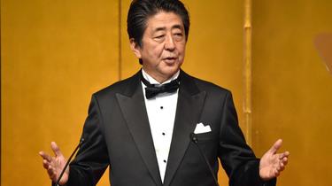 L'ex-Premier ministre japonais avait été atteint par deux balles au cou qui lui ont été fatales.
