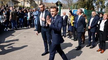 Emmanuel Macron s'est attaqué à Éric Zemmour lors de son déplacement à Dijon