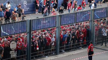 Liverpool supporters at the Stade de France