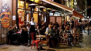 Contraints de fermer, les bars et restaurants sont particulièrement touchés par le reconfinement.