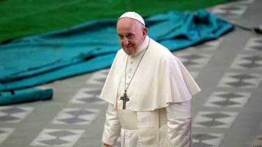 Le pape François a «bien réagi» à l'opération