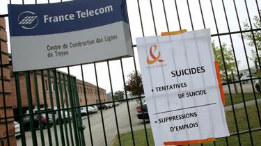 L'entrée du centre de construction des lignes de Troyes, le 10 septembre 2009 après le suicide de plusieurs salariés de l'entreprise [ALAIN JULIEN / AFP/Archives]