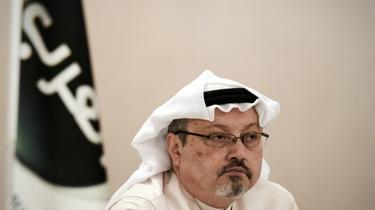 Le journaliste saoudien Jamal Khashoggi, le 15 décembre 2014 à Manama, à Bahreïn [MOHAMMED AL-SHAIKH / AFP/Archives]