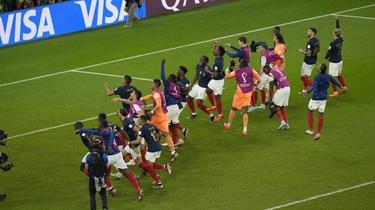 Les Bleus se sont qualifiés pour la troisième fois de suite en quarts de finale d'une Coupe du monde.