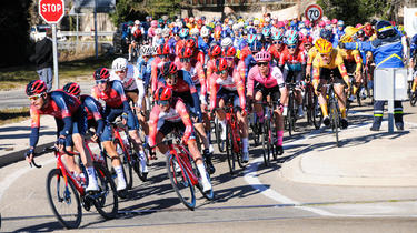 Les coureurs ont terminé la 2e étape de l’Etoile de Bessèges en roue libre.