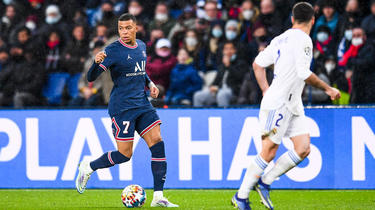 Kylian Mbappé and the Parisians are experiencing difficulties away from home.