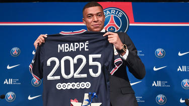 Kylian Mbappé a prolongé de trois ans son contrat avec le PSG en mai dernier.