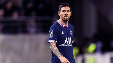 Lionel Messi no debería poder jugar contra Clermont.