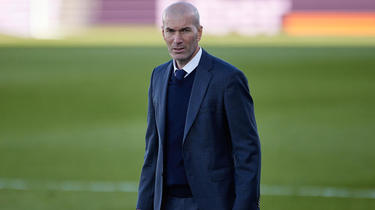 Zinedine Zidane pourrait rapidement s’assoir sur le banc du PSG.