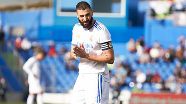 Karim Benzema is reportedly suffering from a contracture in his left hamstring.