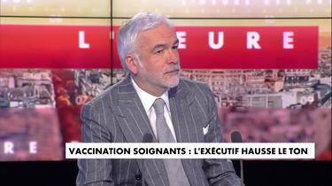 «Je n’ai pas tellement envie de me faire vacciner (…) mais je dois le faire pour les autres», affirme Pascal Praud