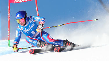 The women's giant slalom is on the program this Monday, February 7.