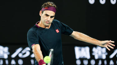 Roger Federer n’est toujours pas complètement remis de ses opérations du genou.